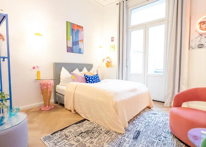 Hotel apartamentowy Retropop Designerzimmern Nahe Alster & Fuer 2 Personen By Ldgg 3*