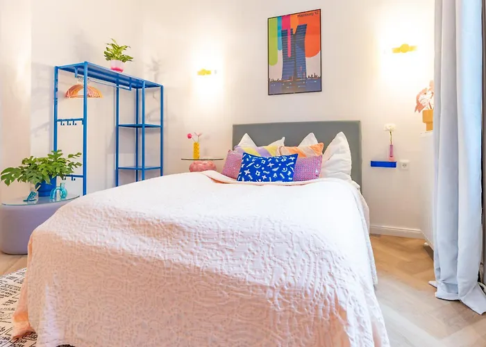 Hotel apartamentowy Retropop Designerzimmern Nahe Alster & Fuer 2 Personen By Ldgg 3*