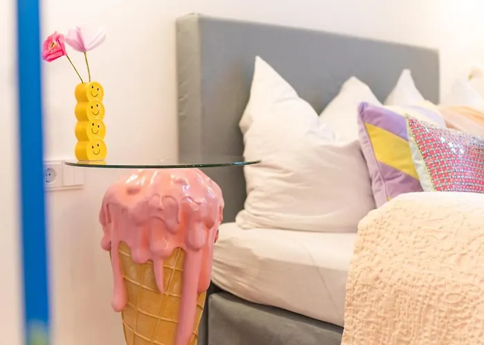 Retropop Designerzimmern Nahe Alster & Fuer 2 Personen By Ldgg Hotel apartamentowy