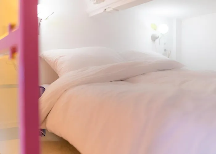Hotel apartamentowy Retropop Designerzimmern Nahe Alster & Fuer 2 Personen By Ldgg 3*