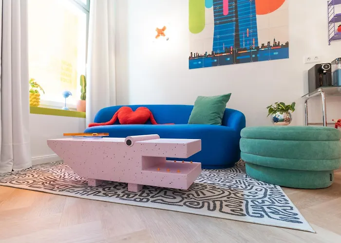 Retropop Designerzimmern Nahe Alster & Fuer 2 Personen By Ldgg Hamburg