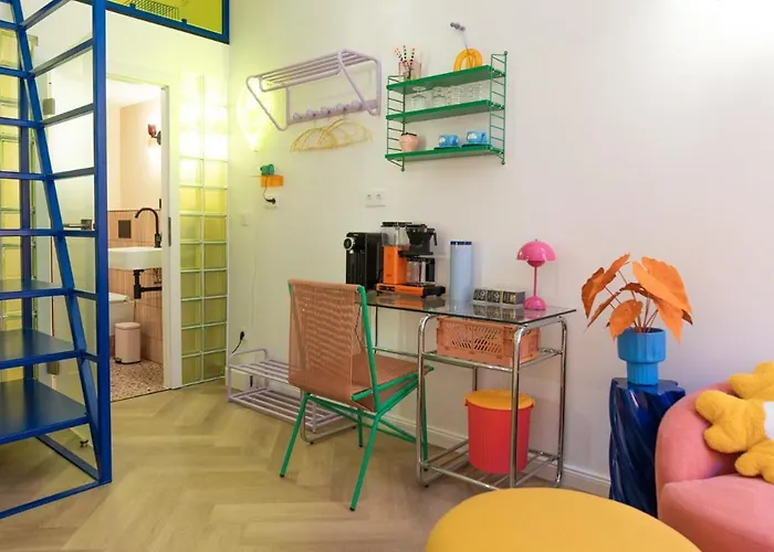 Retropop Designerzimmern Nahe Alster & Fuer 2 Personen By Ldgg