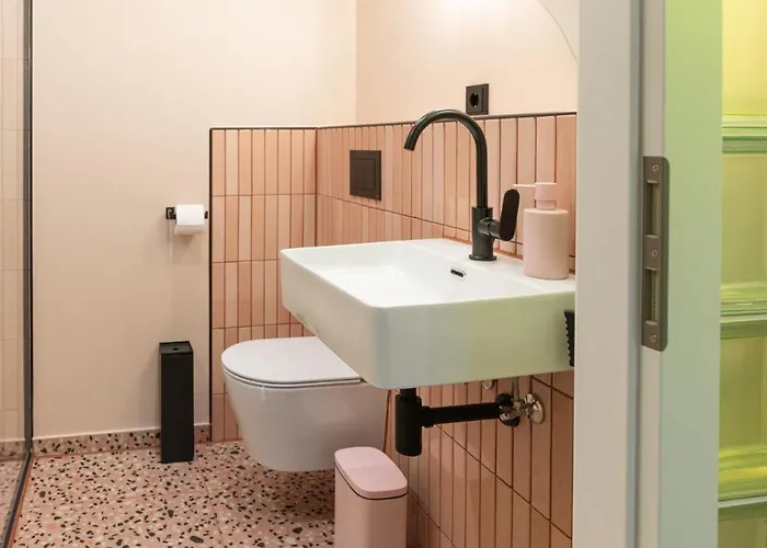 Retropop Designerzimmern Nahe Alster & Fuer 2 Personen By Ldgg Appart hôtel 3*